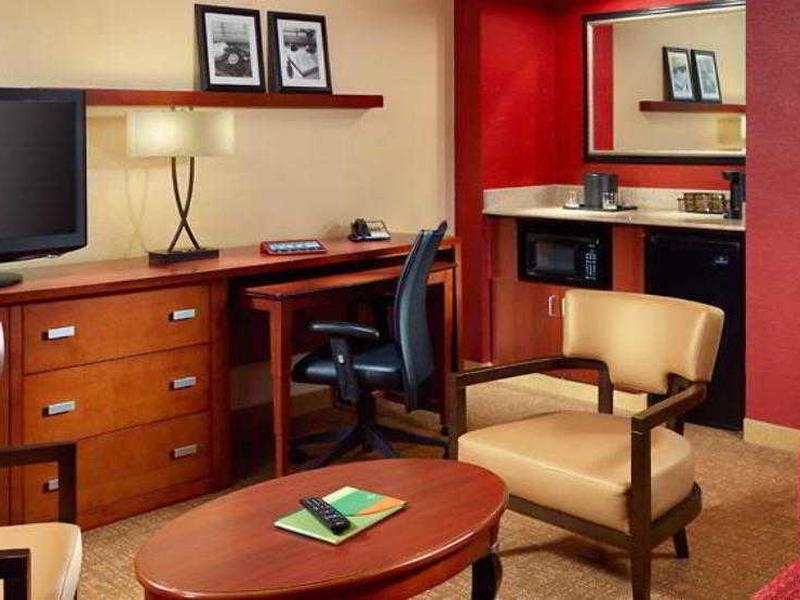 B0F1F83373BE1B917499724B42B83D8A