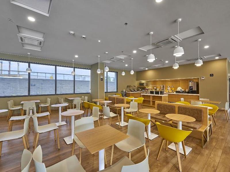 1A4F33A91E00EF4962A7E5CD228D32A0