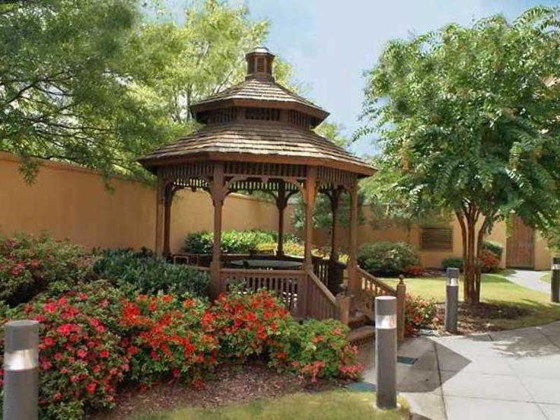 703DF75FA5E82E5E2E0CD11B6E96A12E