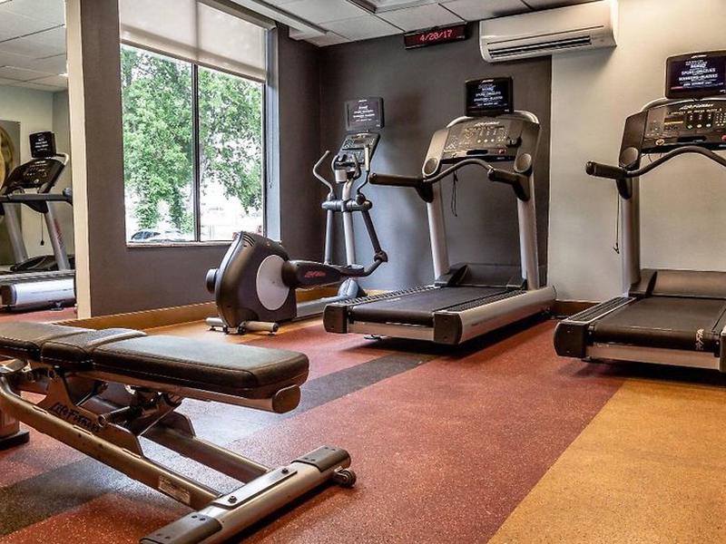 22109C70C2C36A8AF0C44A1E33E52426