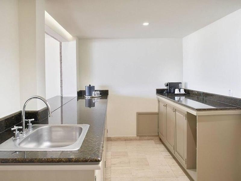 B3F9A8C7E2F52B69BB49CA26786F20FD