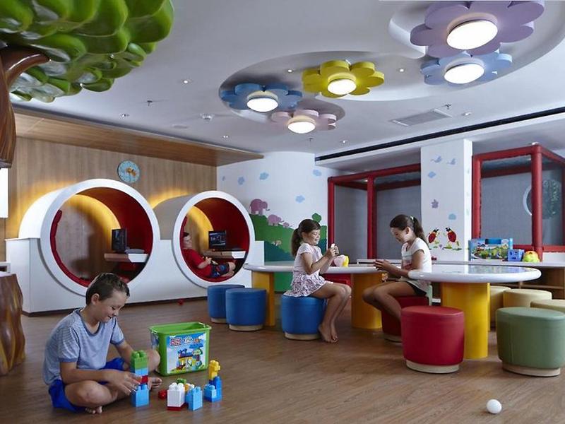 8C8A6C7AA26B8EED7F9943CB856664B2