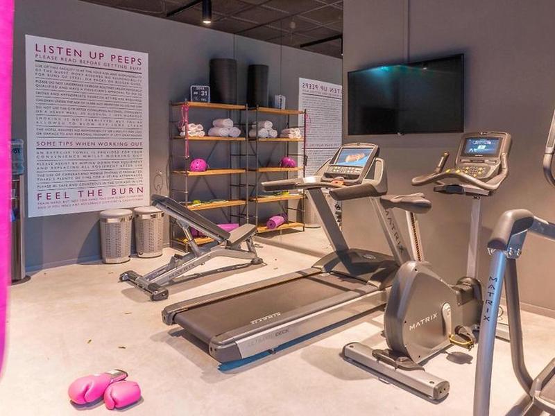 FE4E67D45F68796CF2E7C946E4FFC1AF