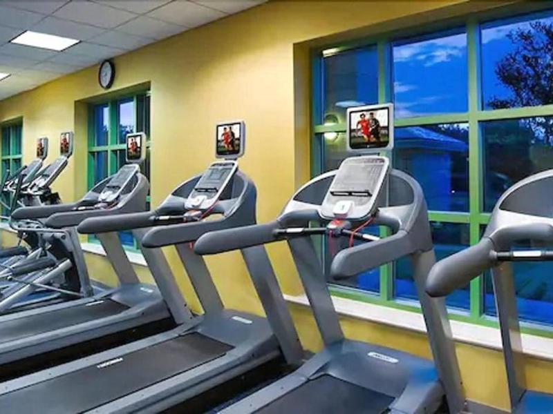 249FE005A0BE3B3992FA0F5C946FEB90