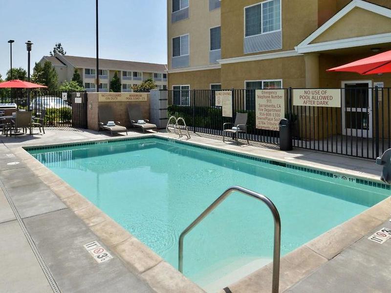 DB4B0B2DB831070C9141E5D5417051FE