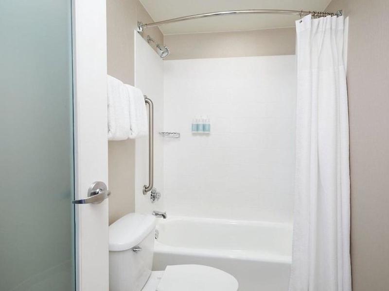 FCB685FEAE21C7865AD540D294726A27