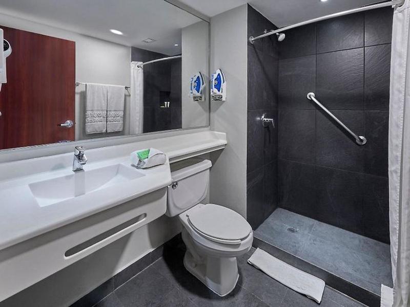 B8F273E6A5C63AE811A5F113D44B6585