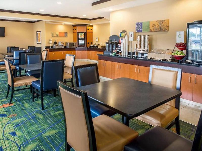 0EDF0C25D08E1C00D2E0B9B23E803CE0