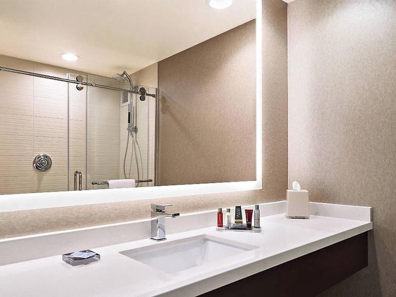 72D15AACF3603B77A09F8B40AC7BECCB