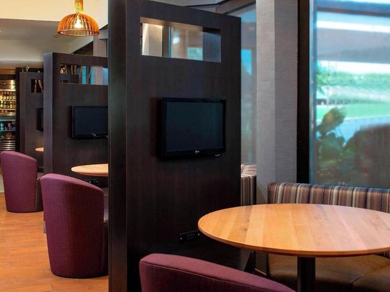 C41E8DB7758657F4DCD963B470C7369C