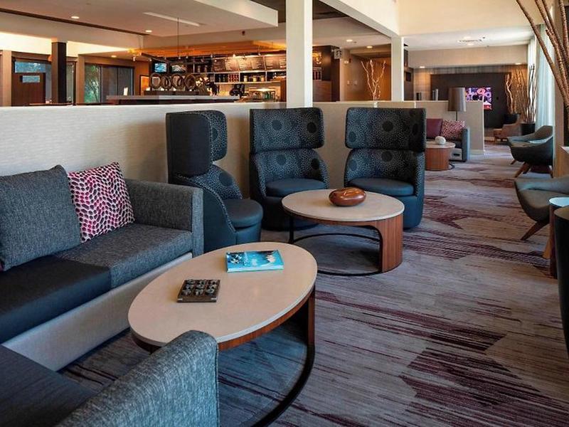 809E3C6DA88CD74DE2B2B82445ABFC9F