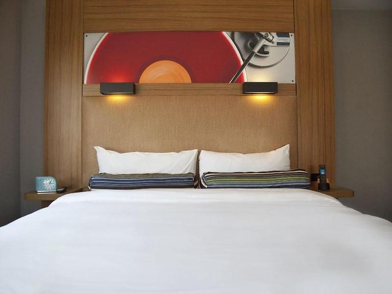 E9C4C707765674594FD860E651448D98