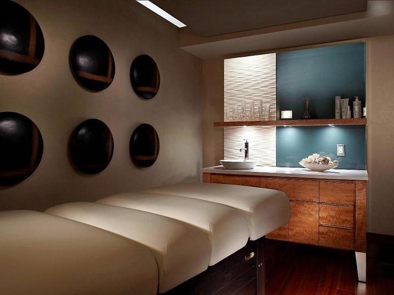 A929D9A638688DB13F96B299F75CC844