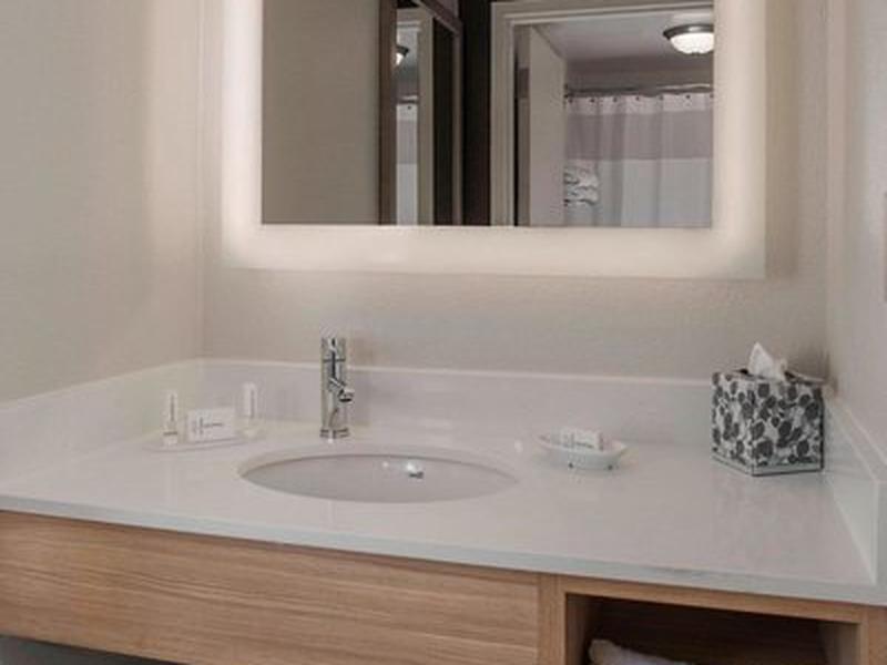 6AA4E1777E9DF0DA0E59F92BC1535399