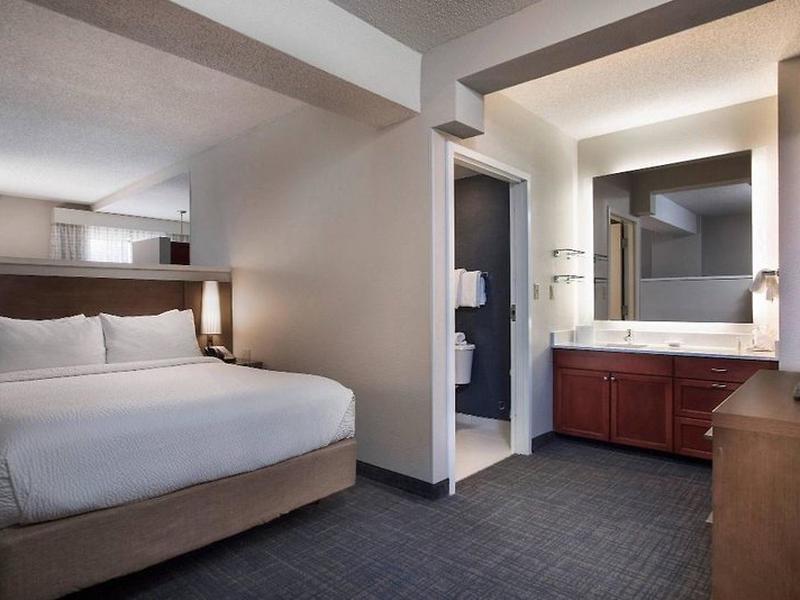 785B64843FC1DE1A4A33D4D6D1B2055B