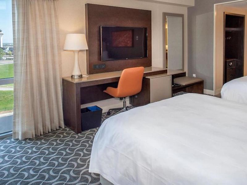 82D0EAD78A7C36F2DEB7B6B7C0ACAE07