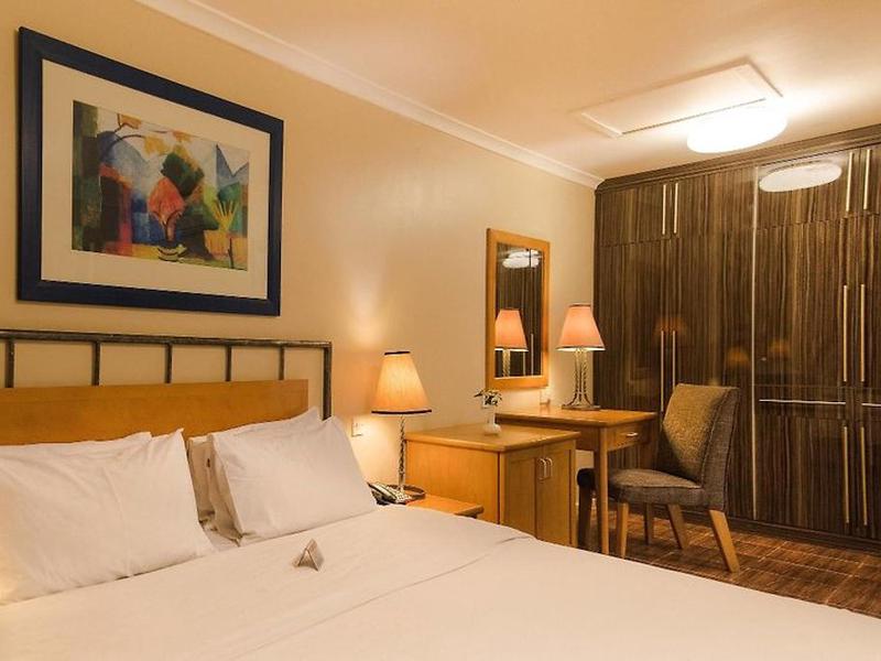 FBC0C0D023A866E5446F352956DA1B96