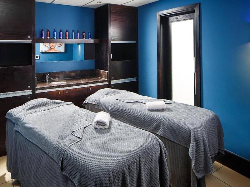 F0BBD5CA05F6B053B7CE4020E64AEBB1