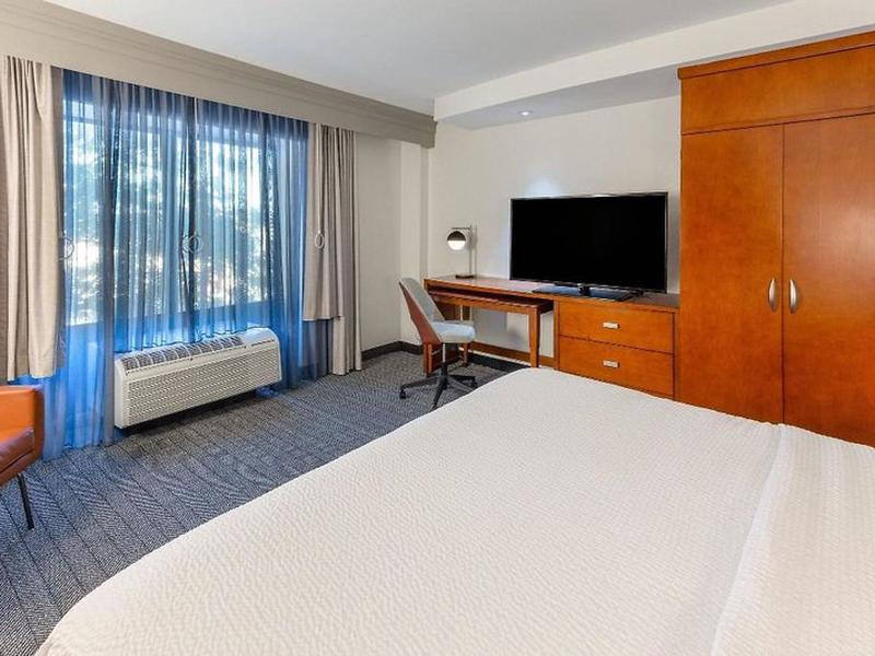 AD05AEF5AACF59850008383F731EEFAE