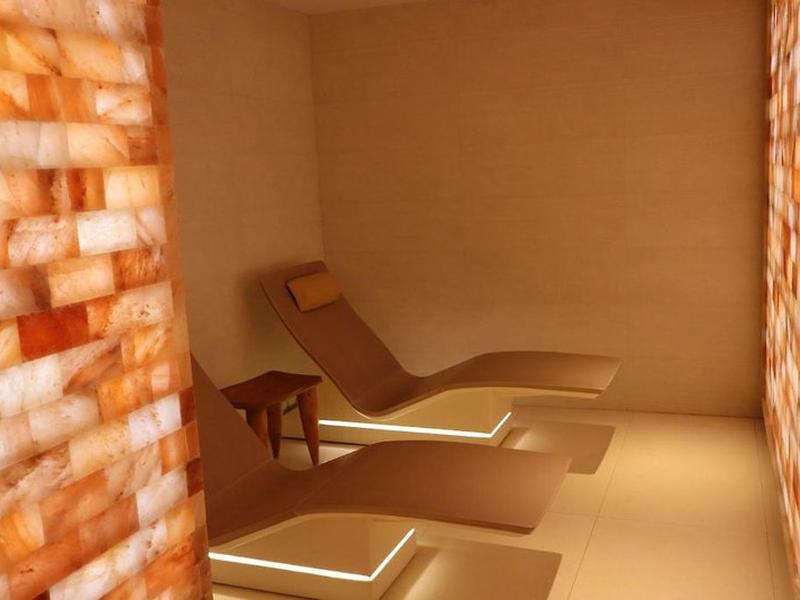 29B15DCAC4525395C576514C2022FD10