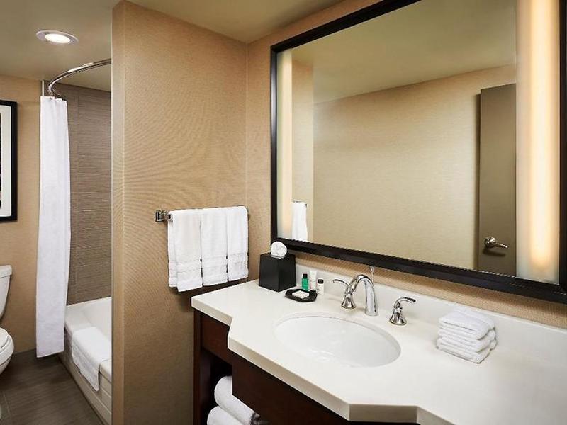 EAE4405E7223AB42EE167F4520ACA130