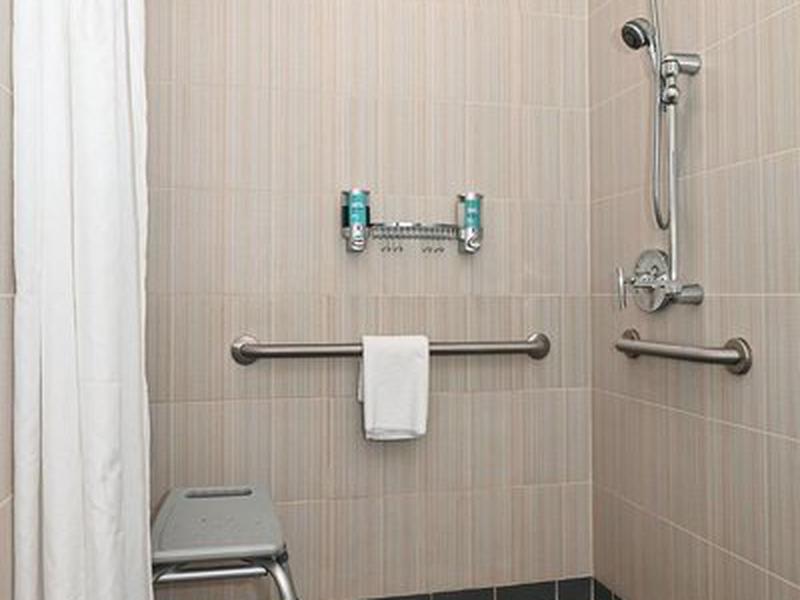 98624226181E5A818776E4165630A1F9