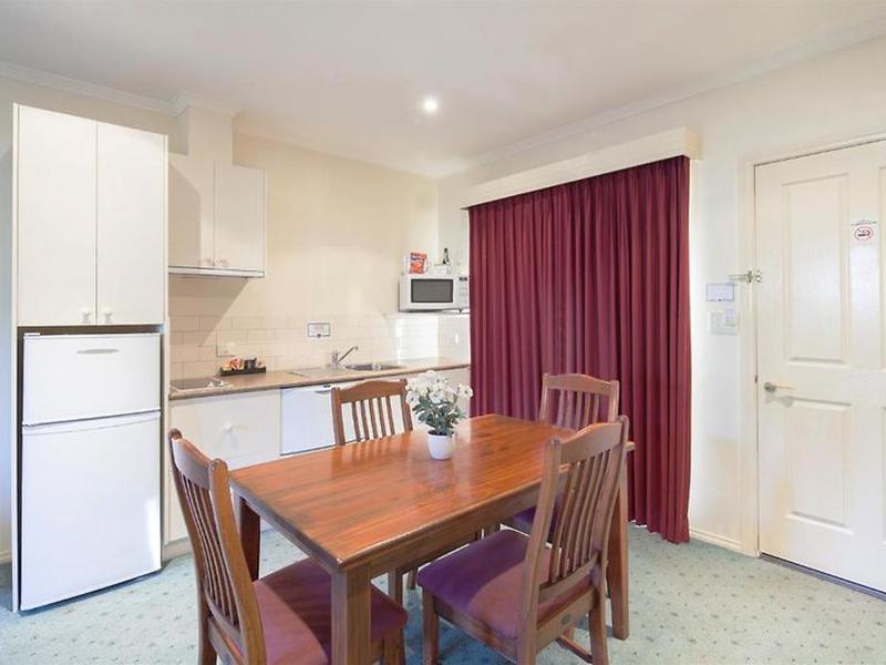 5F887E2C3E2EF0C2691AA8859BA66F52