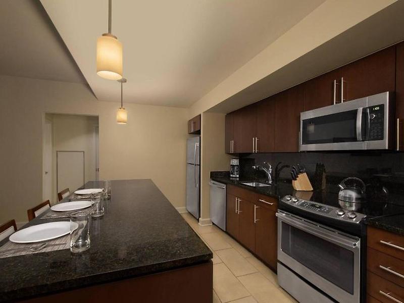 0B12E97FF942C6F66D008D81D3411B24