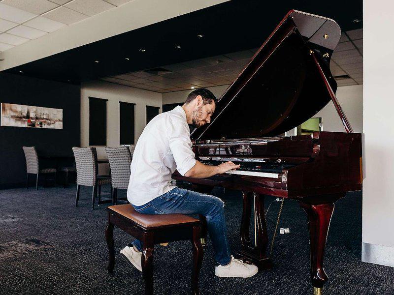 5B044D2AC8F8C3F33710098D2C7BF061