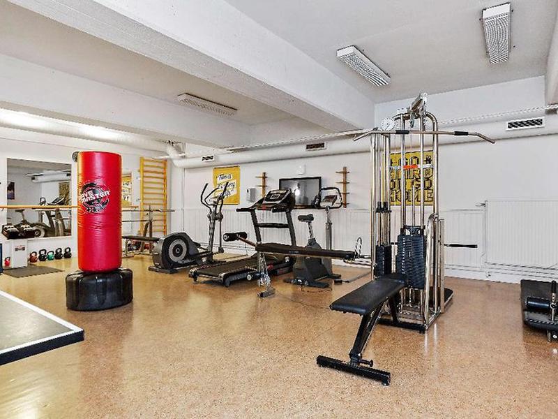 CD6BA552B3F08D148C29BEB41F4F4FC7