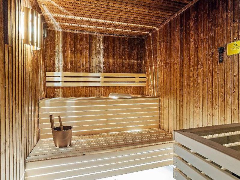 F5597C44CFC5F80E597EEBC8EF0DD9E0