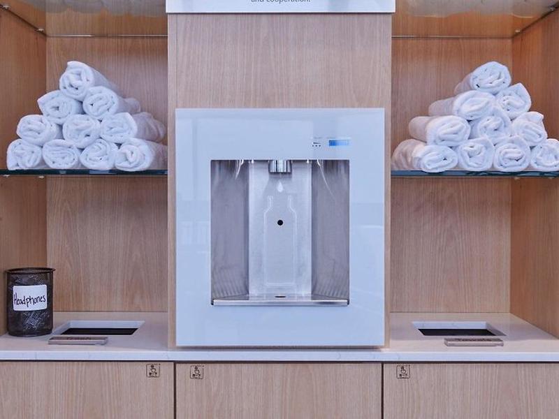 D7BF890F6D04939B9C0806ACBEE62BF0