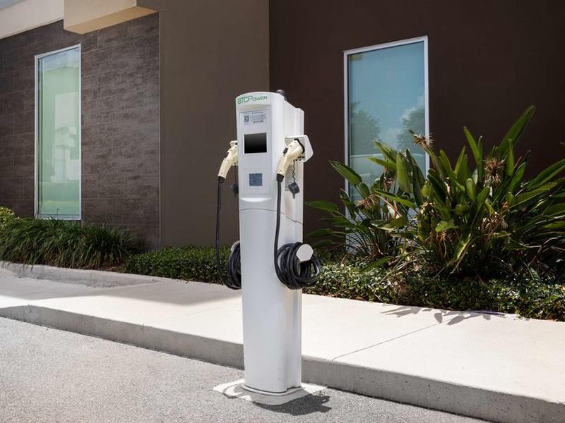 9927CE0FFE4EC51E8BBF74394F9B1C66