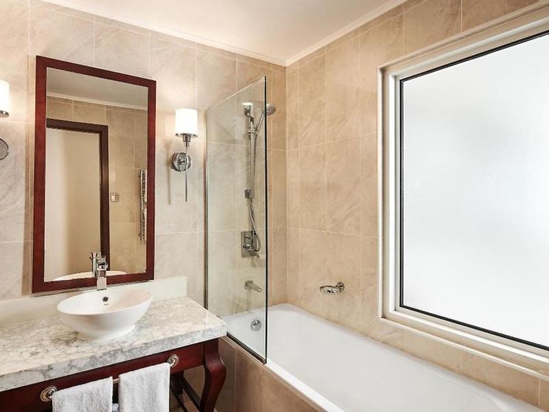 03CDC55F402B6D058910065C59F3B24C