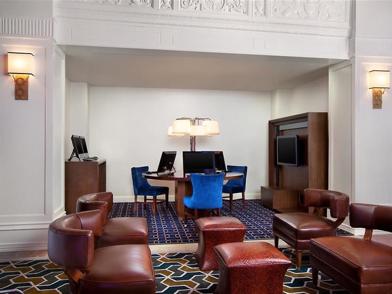 CE04024B33E0EC15DA104FC04442BA5D