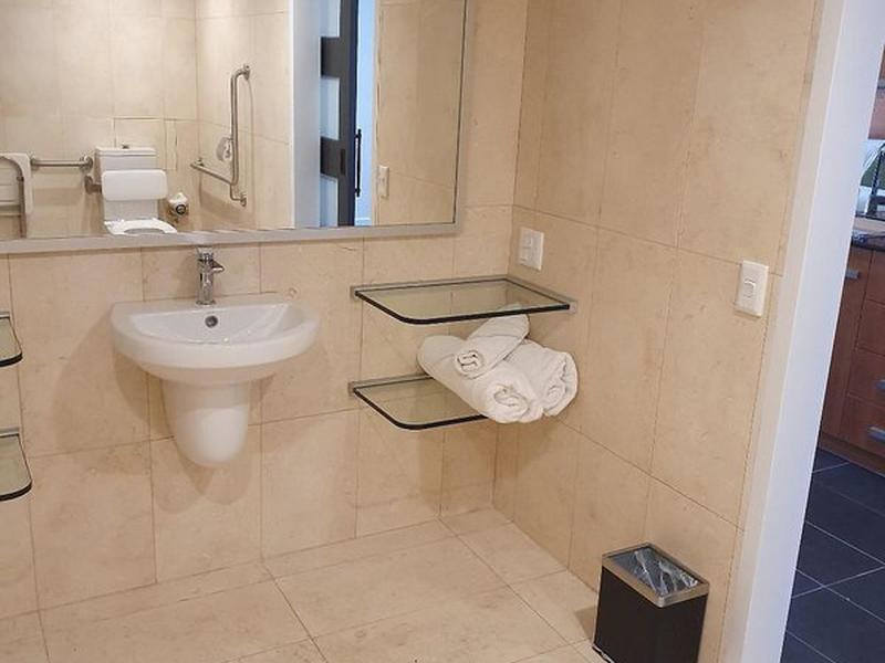 4C6D1FA8EDE5F345E540ADEBCADC766E