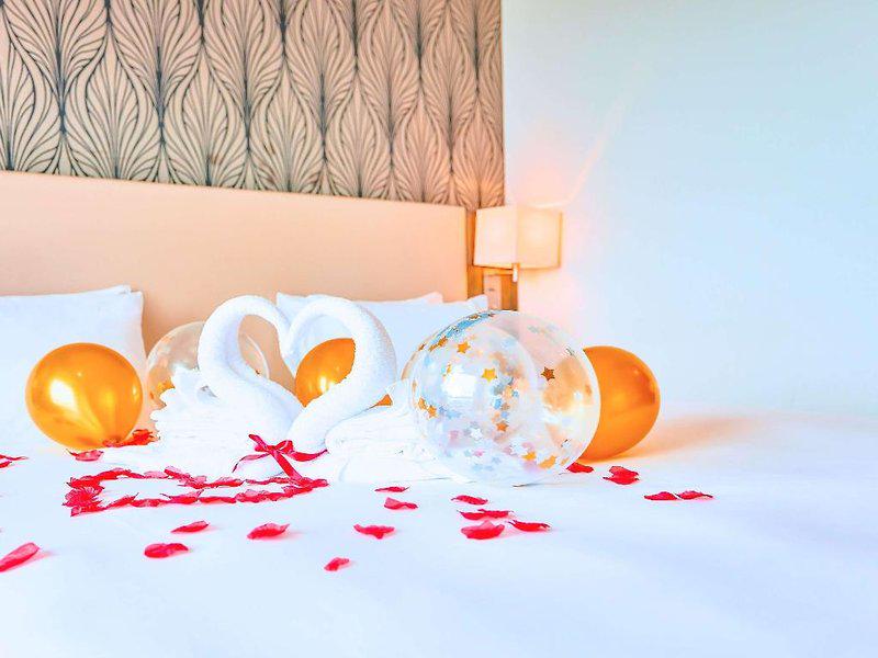 FFF8BC1C51272B10DBC29FAECB4AC40B