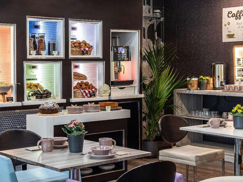 EF262049BDF4819144EF93E92F67BB6C