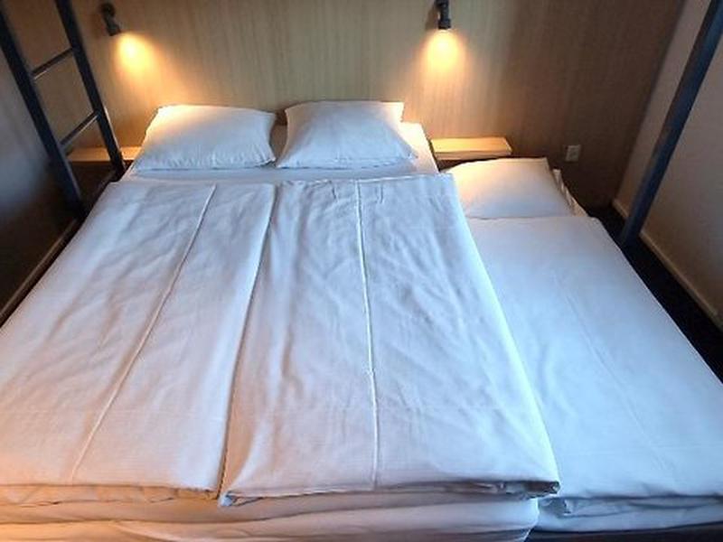 941FC24BCA63098A4C8C90F452EF9FF0