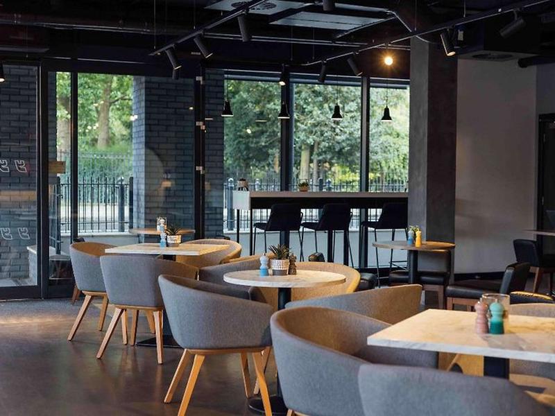 C6F925665EFF356508D5E4D1F0748E3C