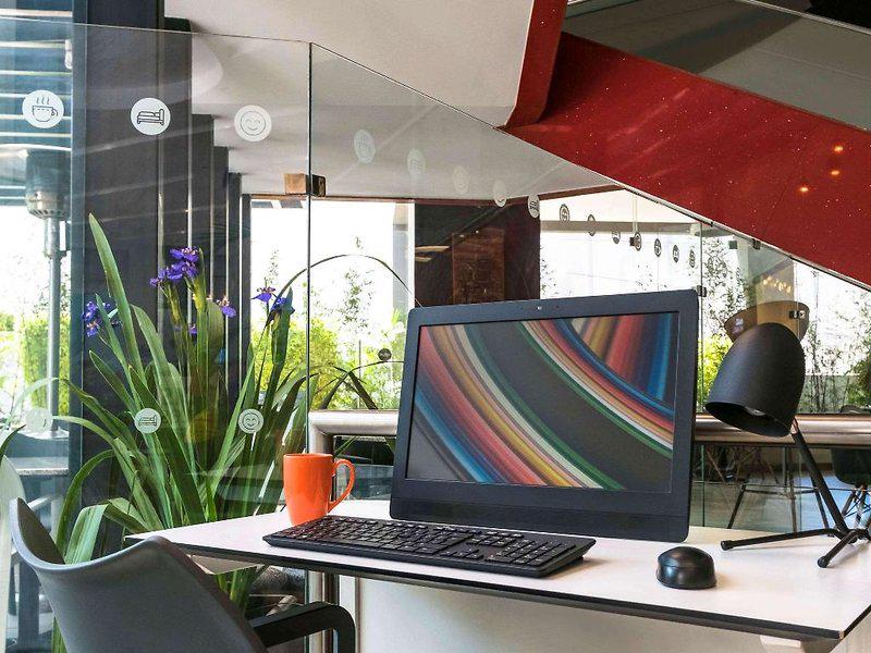 1403C6911D2E80CCCD35DE0E1825EC4A