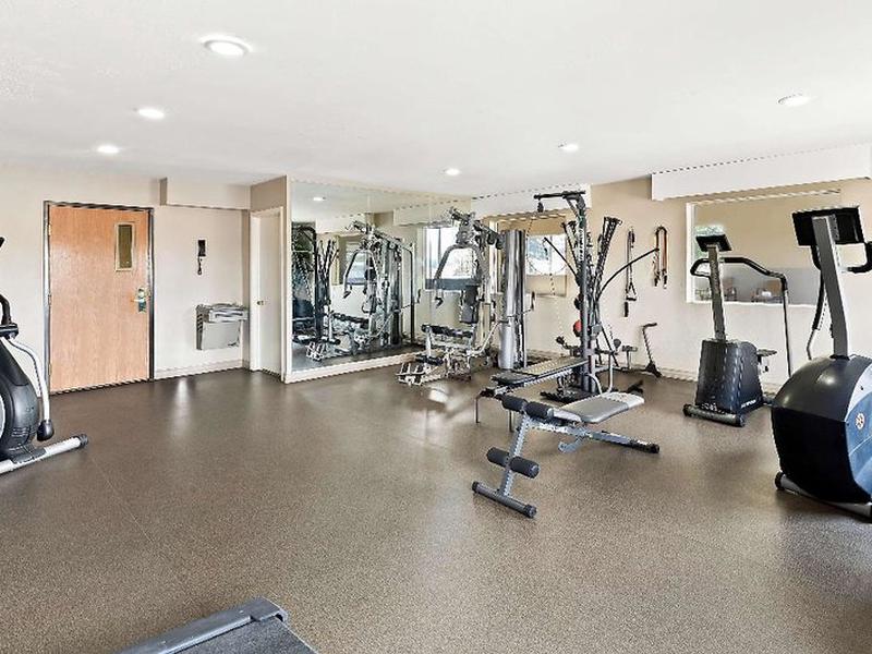 F99B1DAF85DB7FA9BD68F8D2292544C3