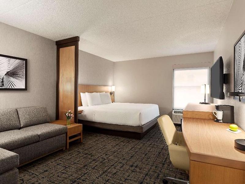 477273373870ED6A9F2D06ED77BBB69F