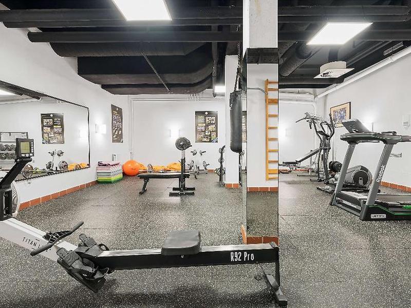 1F718CE3FF3188A564CF4A83C5F1740B