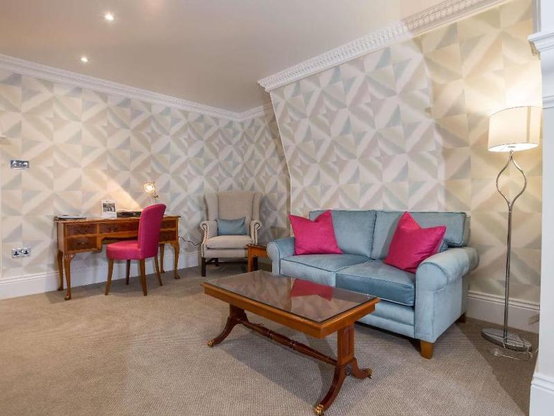 FFF033EA78AC50748468DE7B6595A7CD