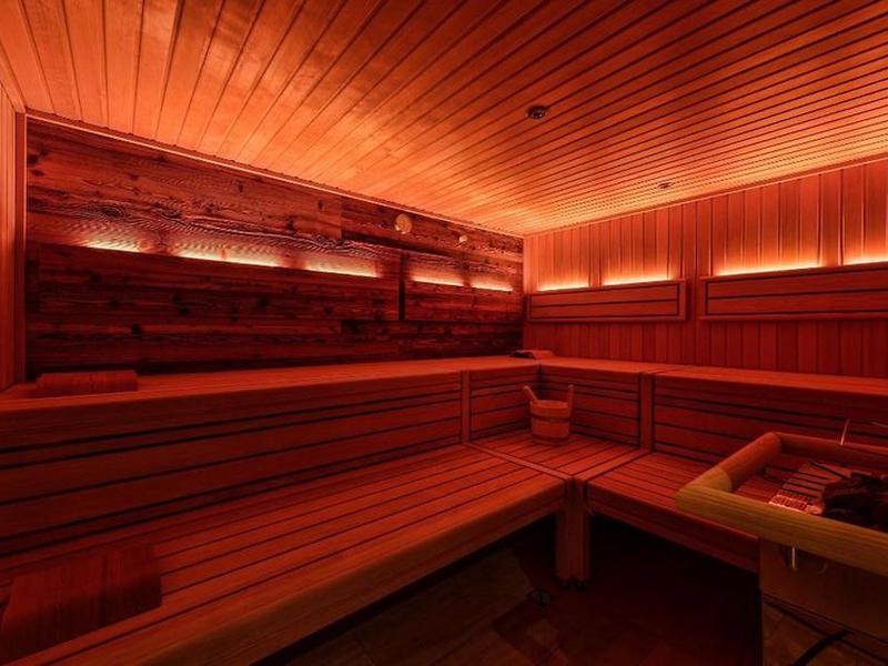 EA84EC8F0EF5DFA0A9B7E4D33E9AA379