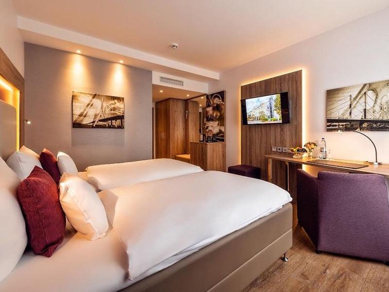 34F6FCFC14793D3E48381F405304A273