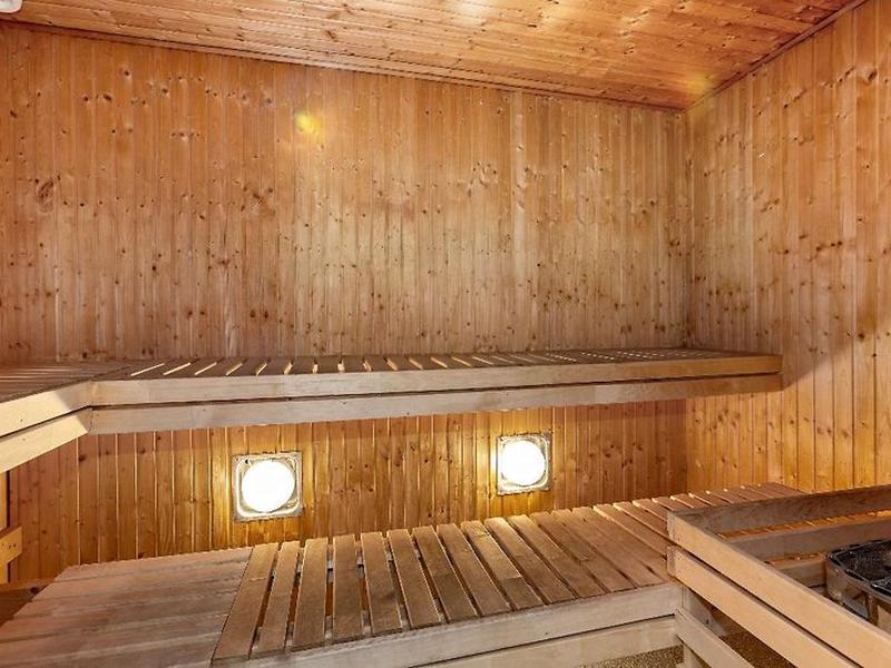 F89203E01ABAE2C100CAD48577D14506