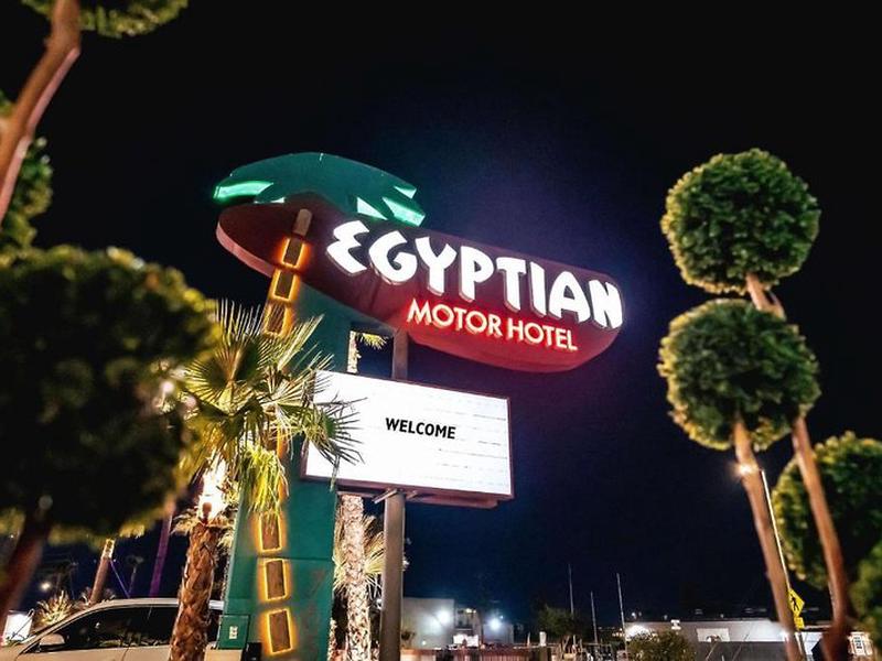 4EB4CCA106F2E449F5C7C3DDDE5B4982