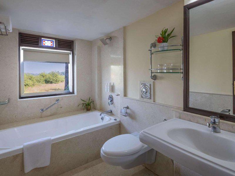 582A1F1139D05F5FC1DD14F7CE9E4E04